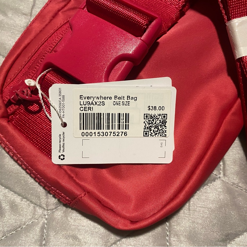 Lululemon everywhere belt Bag 1L - Picture 4 of 5